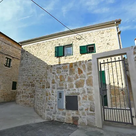 Bruno Lucija Appartamento *